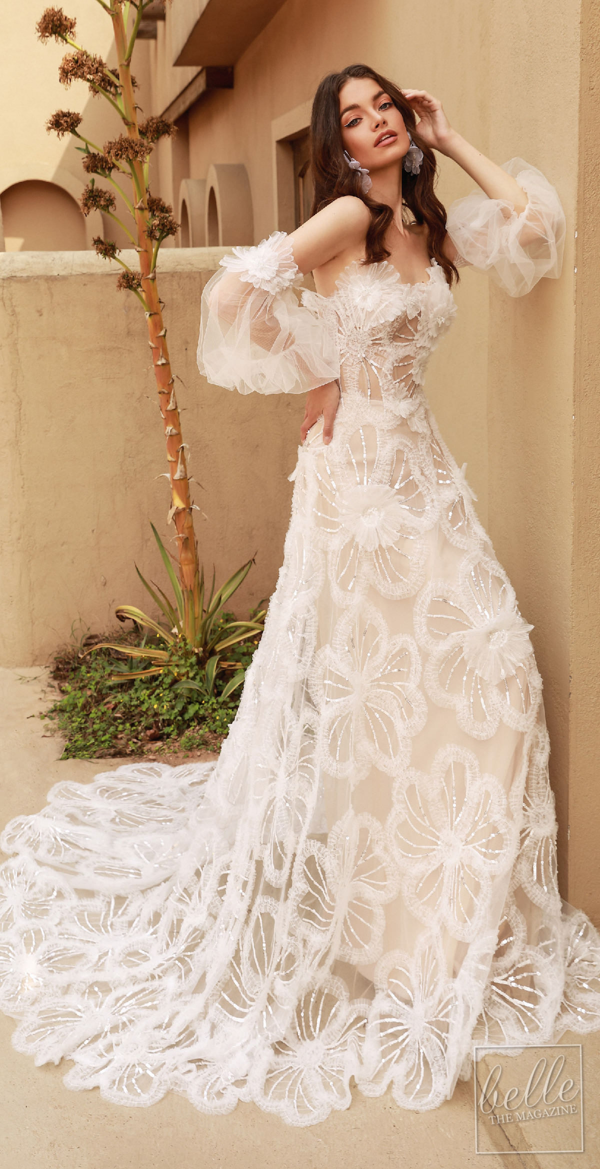 Wedding dress trends 2021 - Florals - Chic Nostalgia