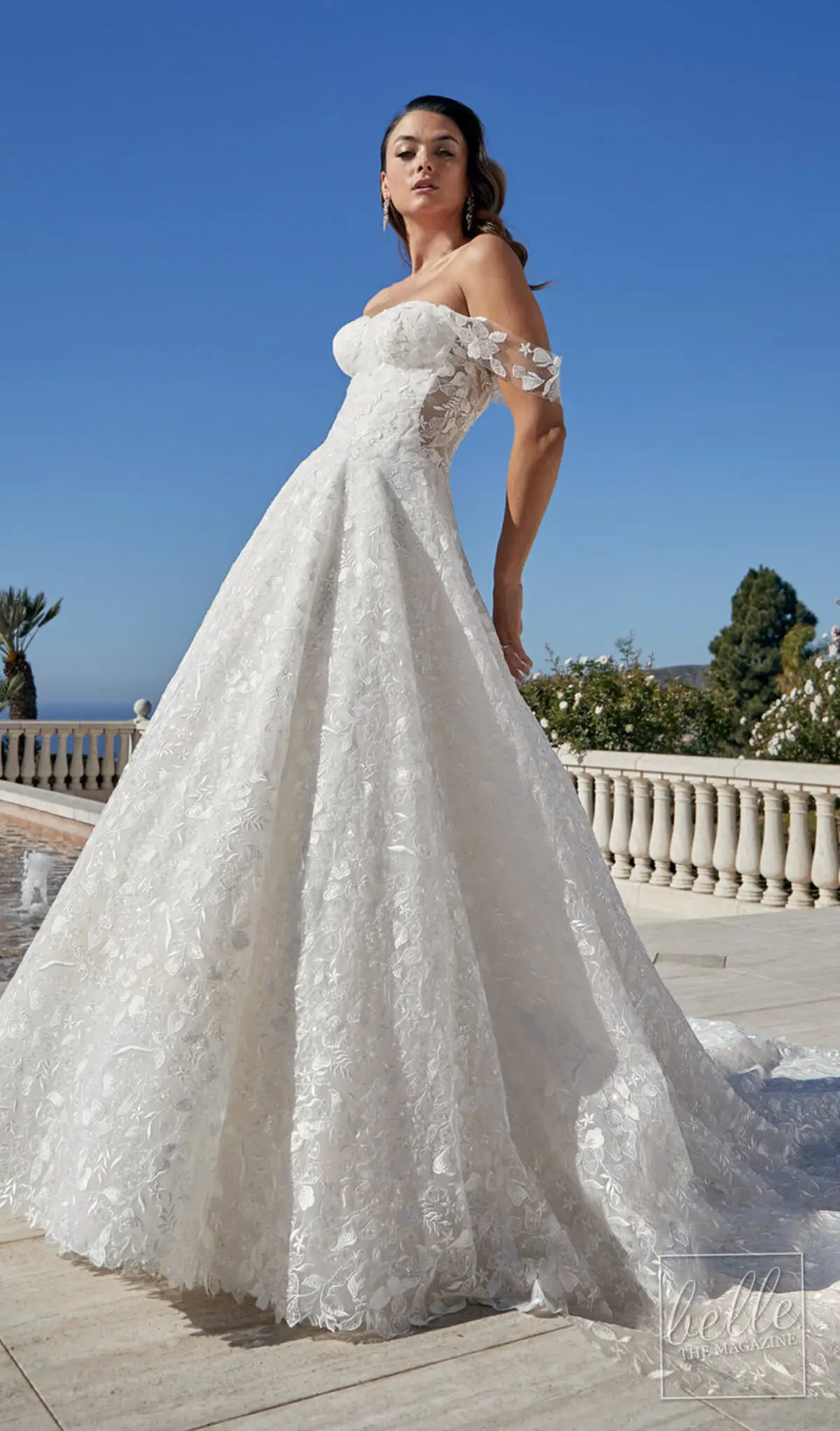 Wedding dress trends 2021 - Minimalist gown - CASABLANCA BRIDAL 2449 Addilyn
