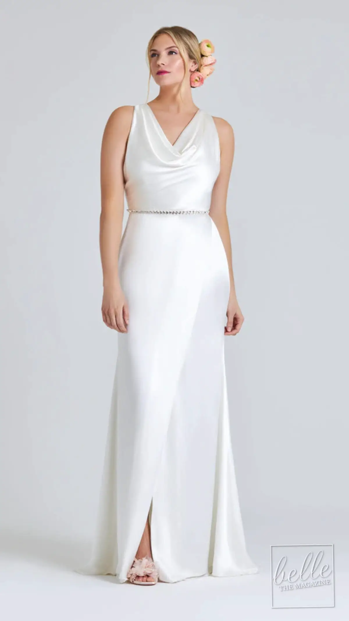 Wedding dress trends 2021 - Minimalist gown - KOSIBAH