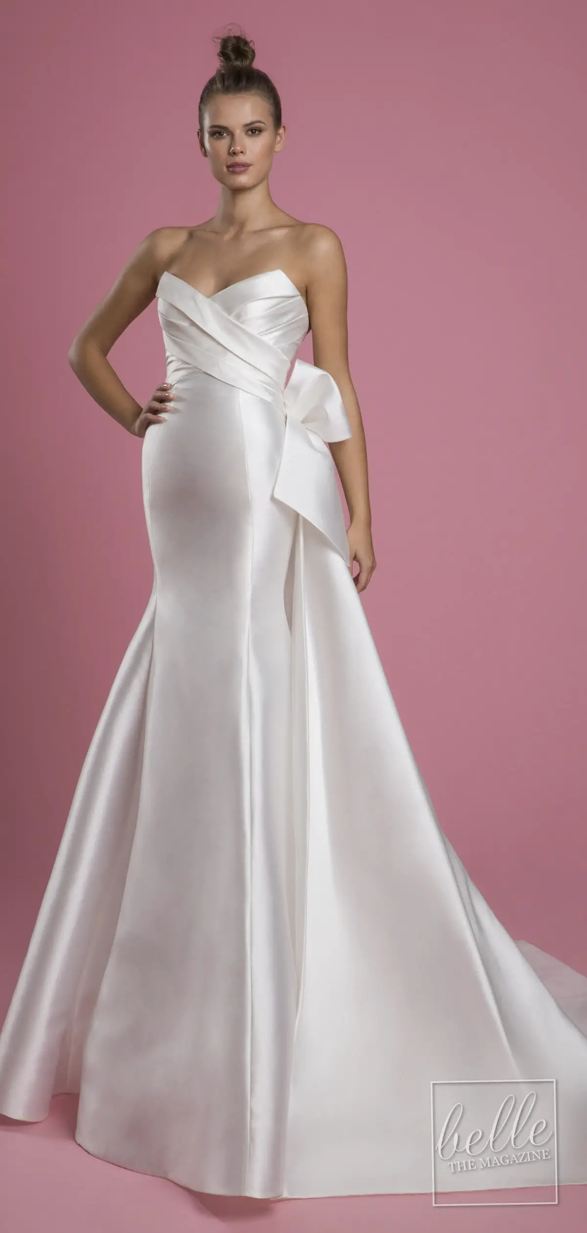 Wedding dress trends 2021 - Minimalist gown - PNINA TORNAI