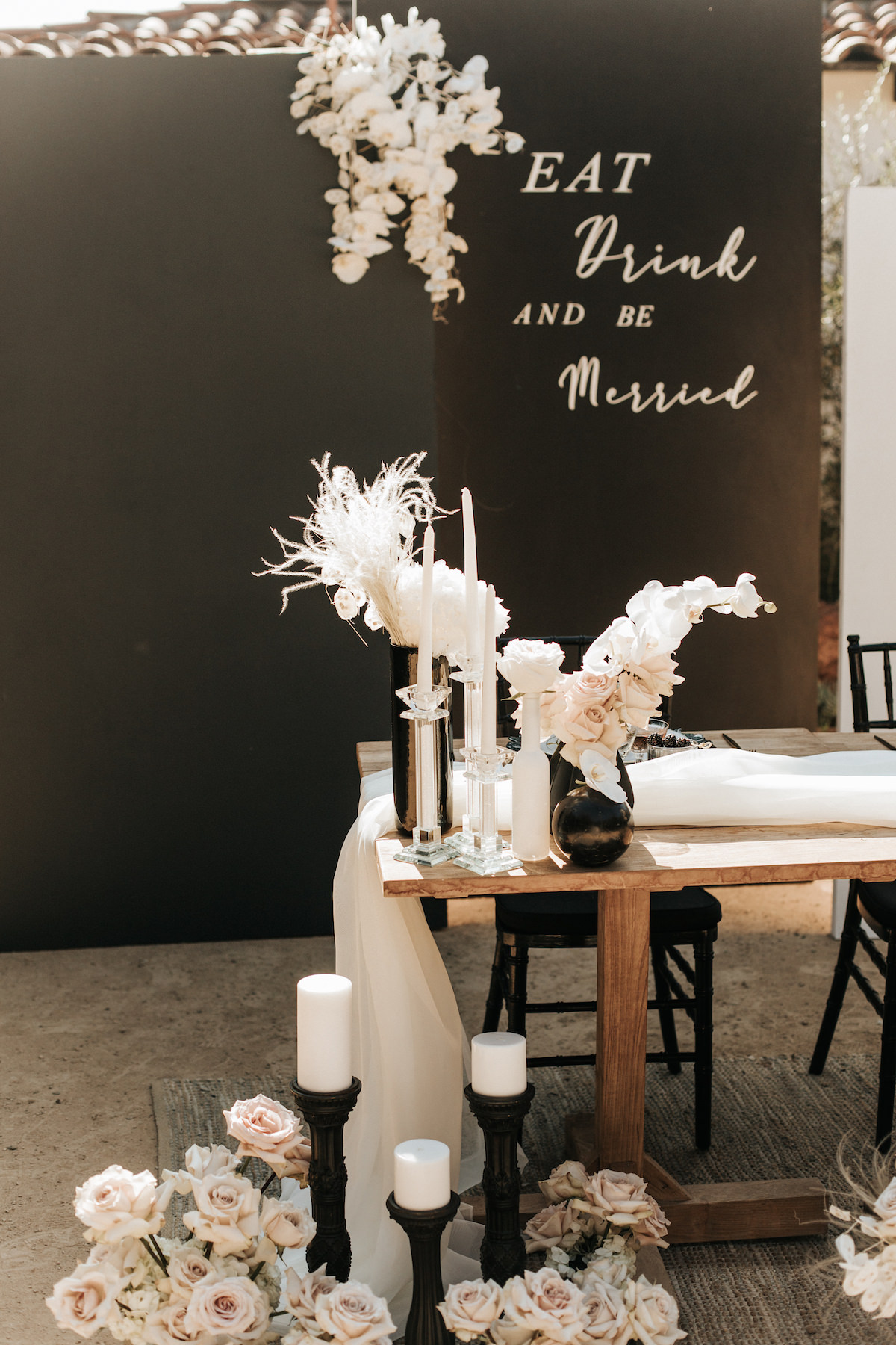 Boho modern wedding reception decor - Sydney Bliss Photography