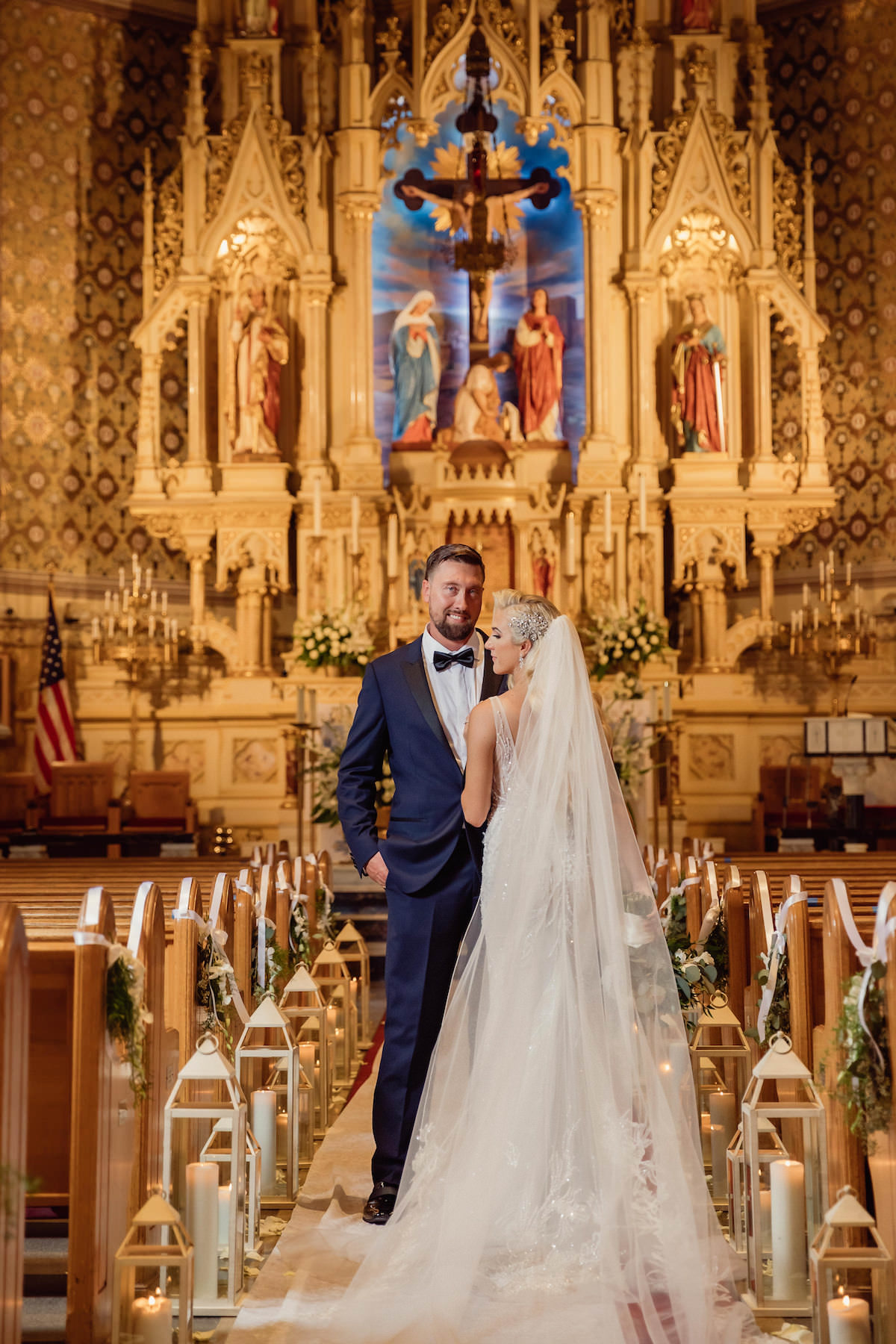 Elegant Church wedding ceremony - Photography: Charming Images