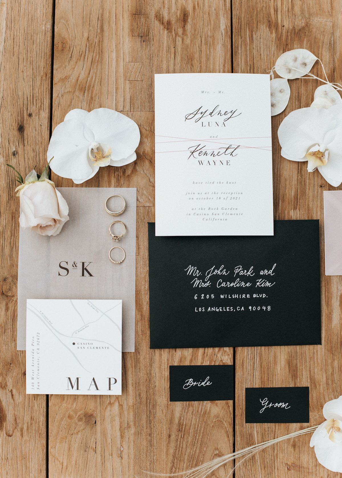 Modern black and white wedding invitations - Sydney Bliss Photography