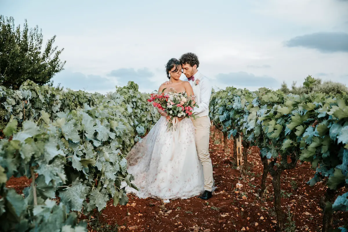 Vineyard Italy Romantic wedding photo – Antonio Lucá Photographer