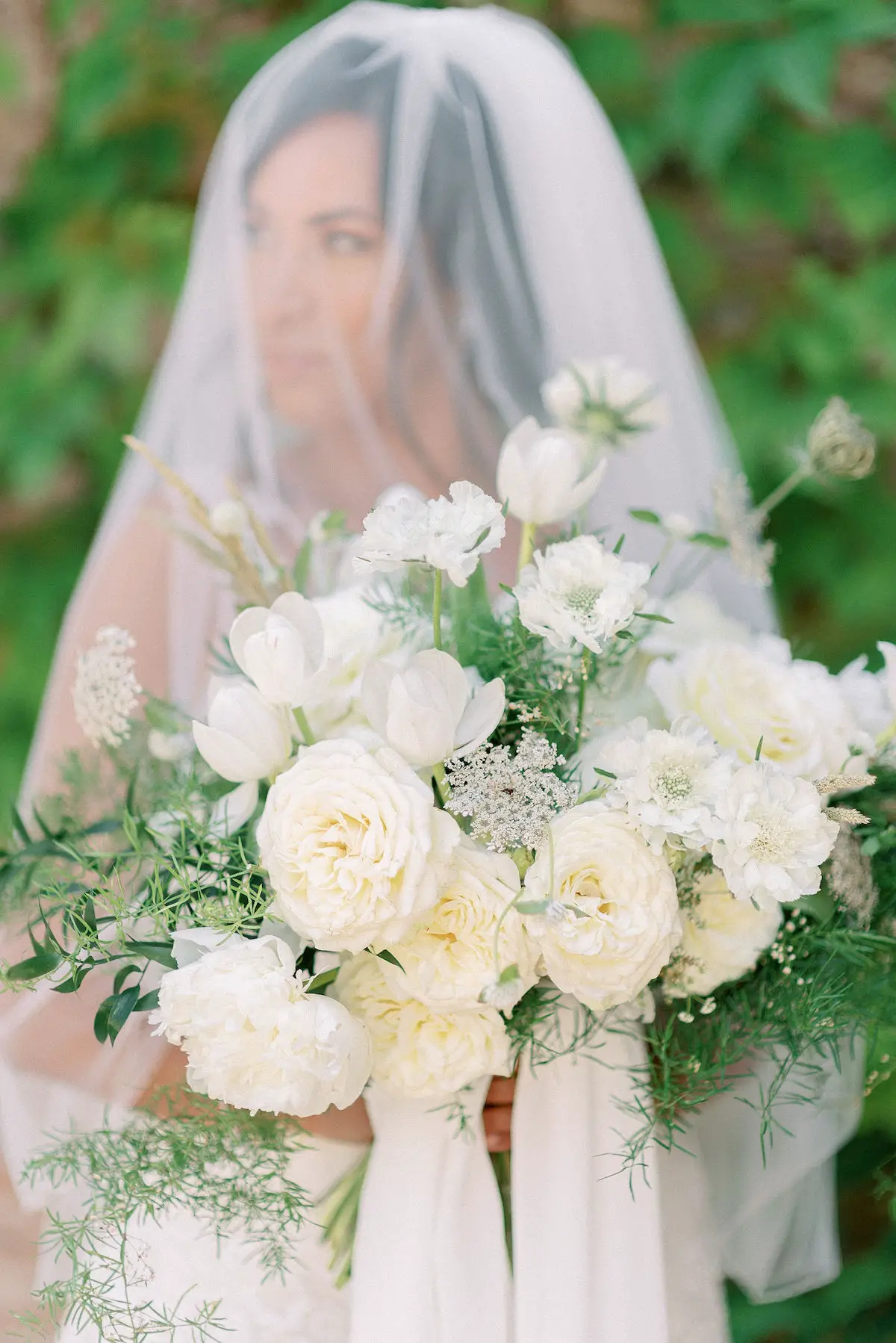 Elegant White Wedding Bouquet - Linda Nari Photography