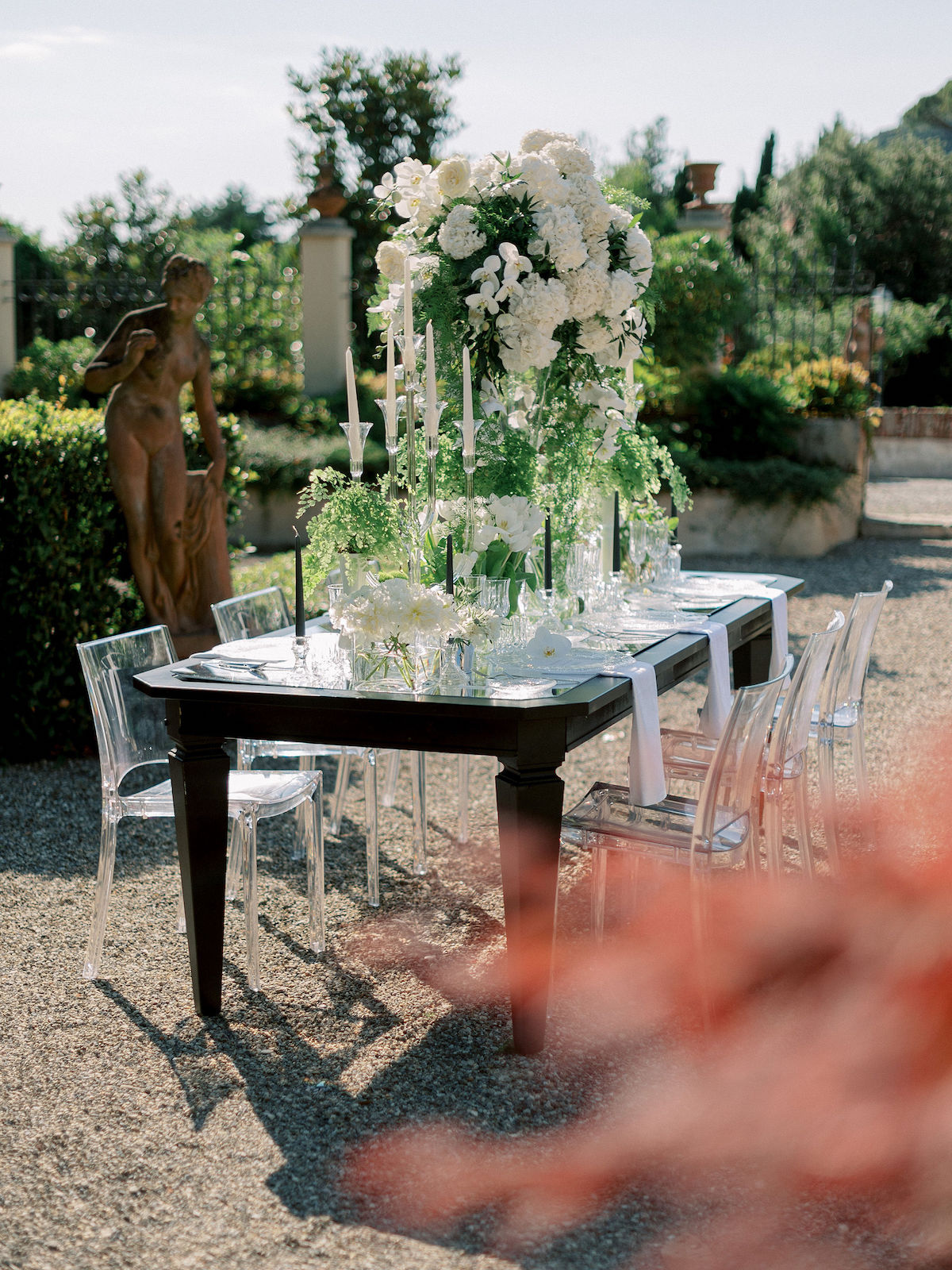Mirror to wedding table decor - Linda Nari Photography
