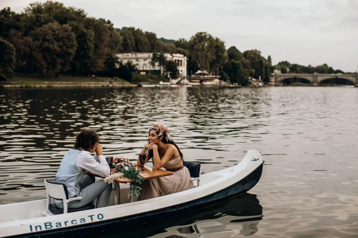 Boat engagement session - Photo: Giada Joey Cazzola