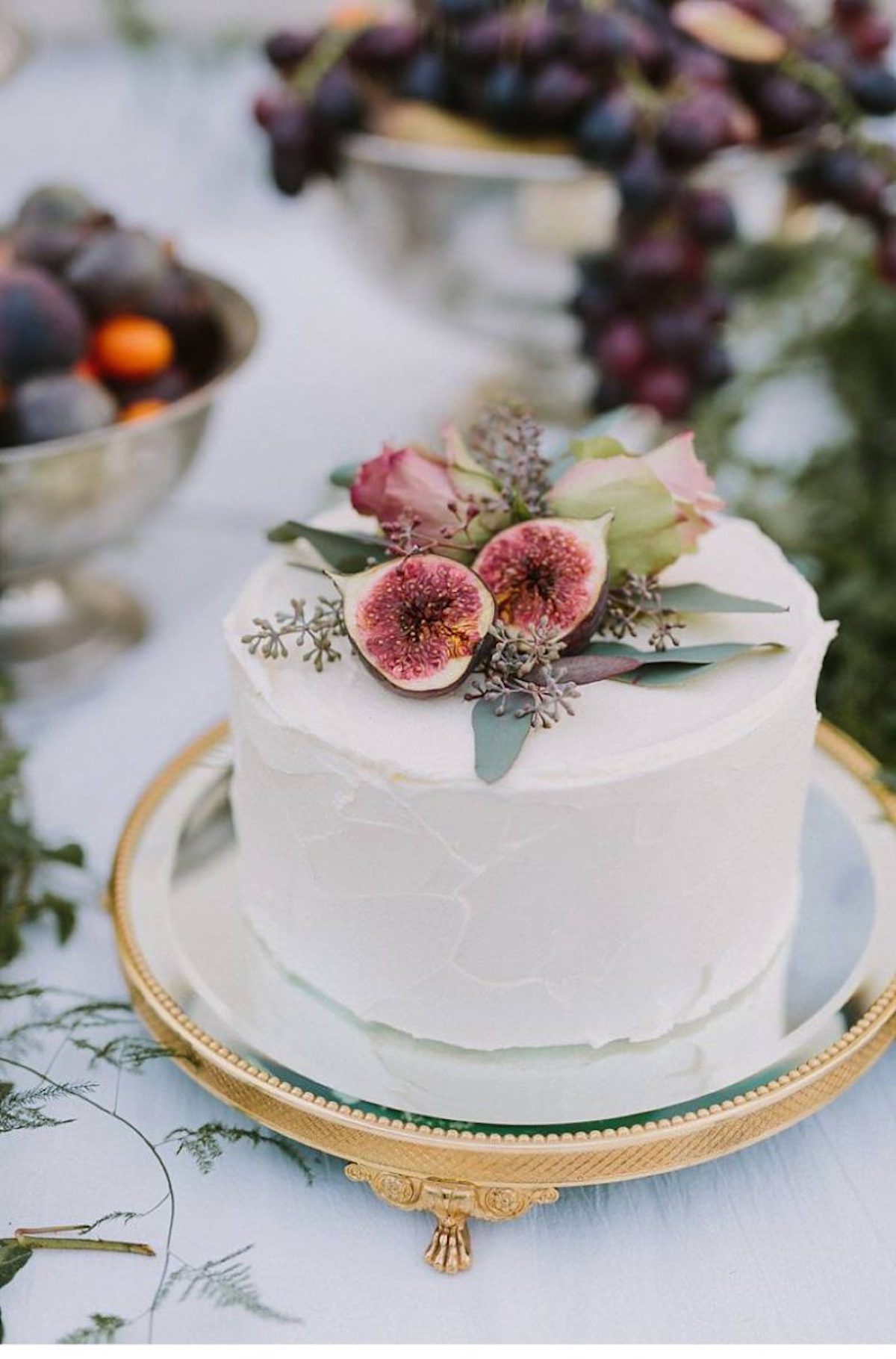 One Layer Wedding Cake - photo by Rachel May