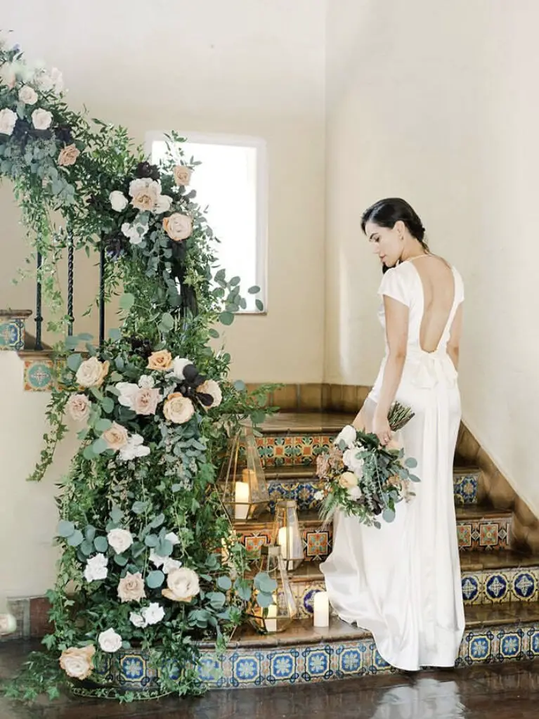 Hispanic Wedding Florist - Christopher Plaza - The Bride Candy