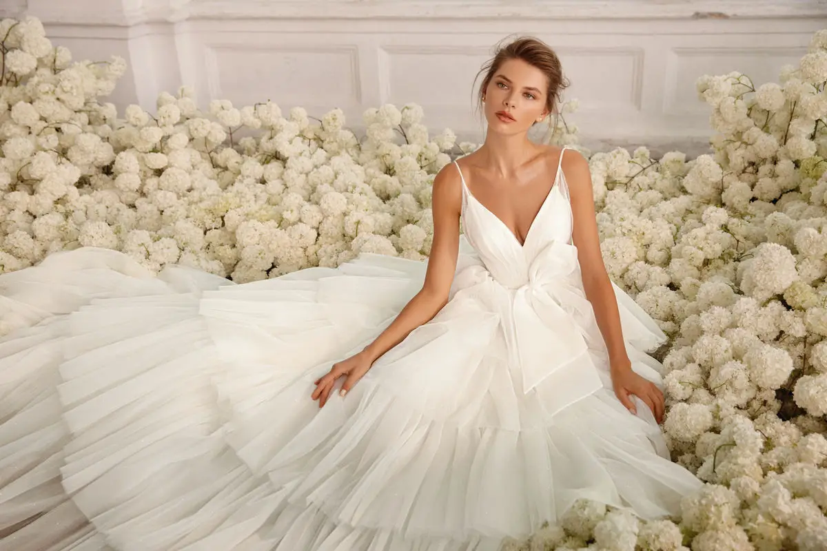 Classic Square Neckline Wedding Dress with Detachable Bow - Stella York  Wedding Dresses