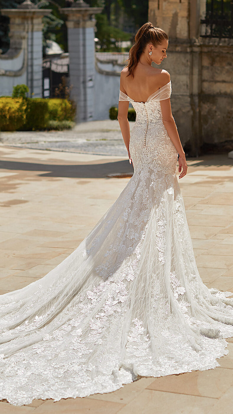 Val Stefani Wedding Dress 2022 - D8282