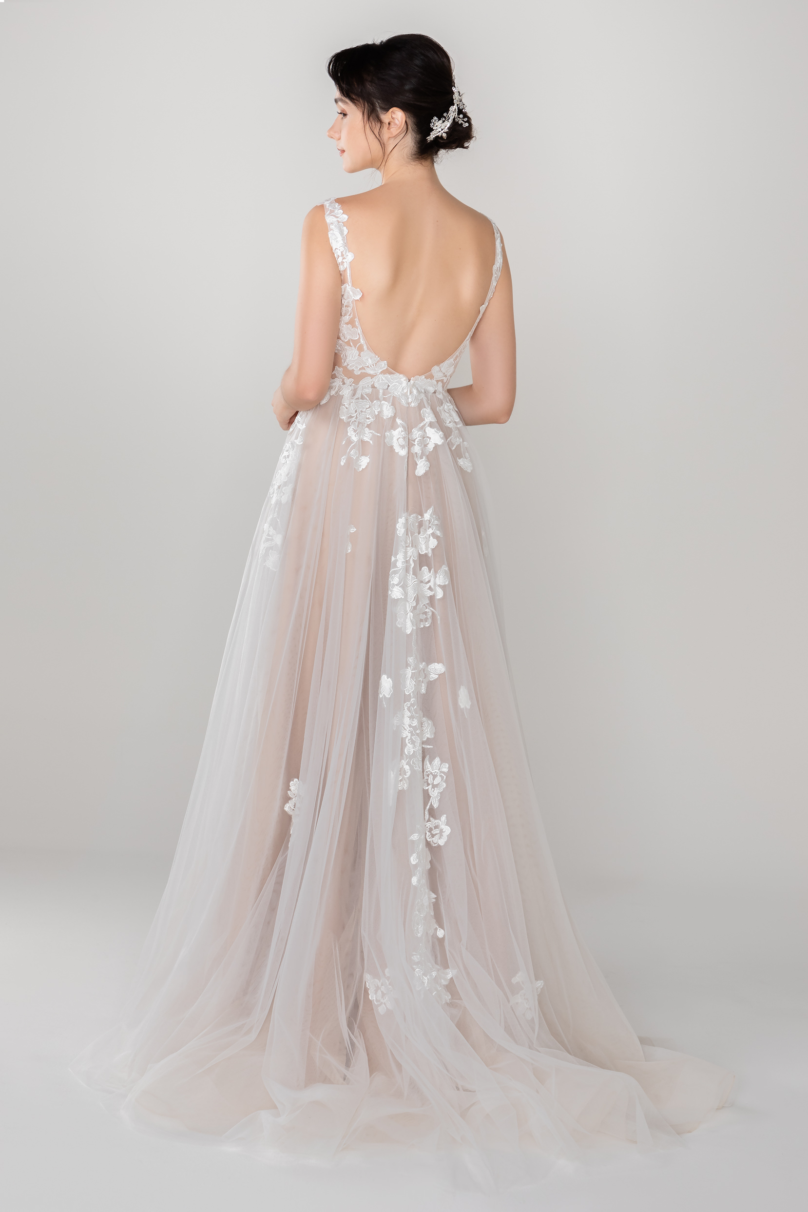 Romantic Wedding Dresses by Cocomelody - CW2534 | ALAYNA