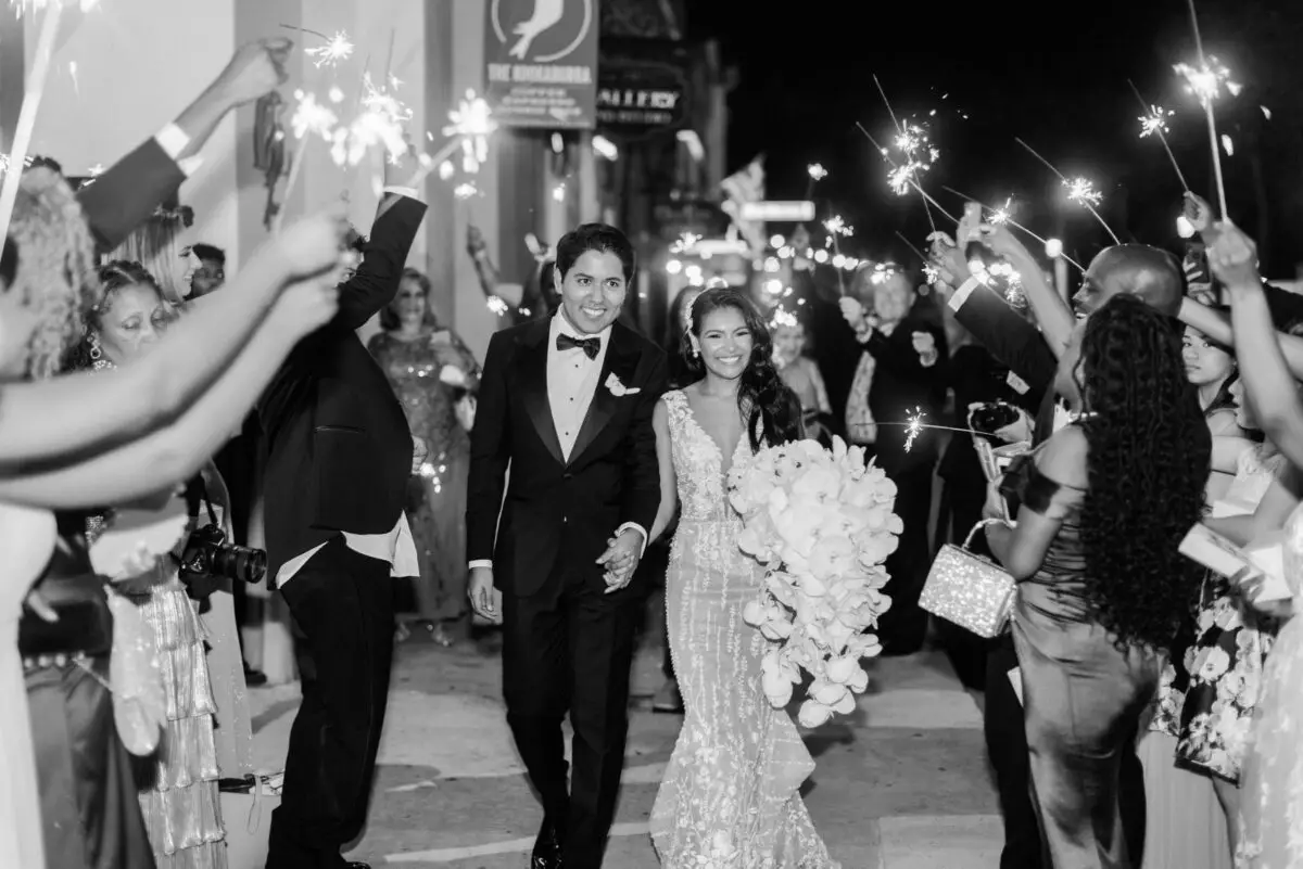 Wedding exit with sparklers - Photography: Brooke Images