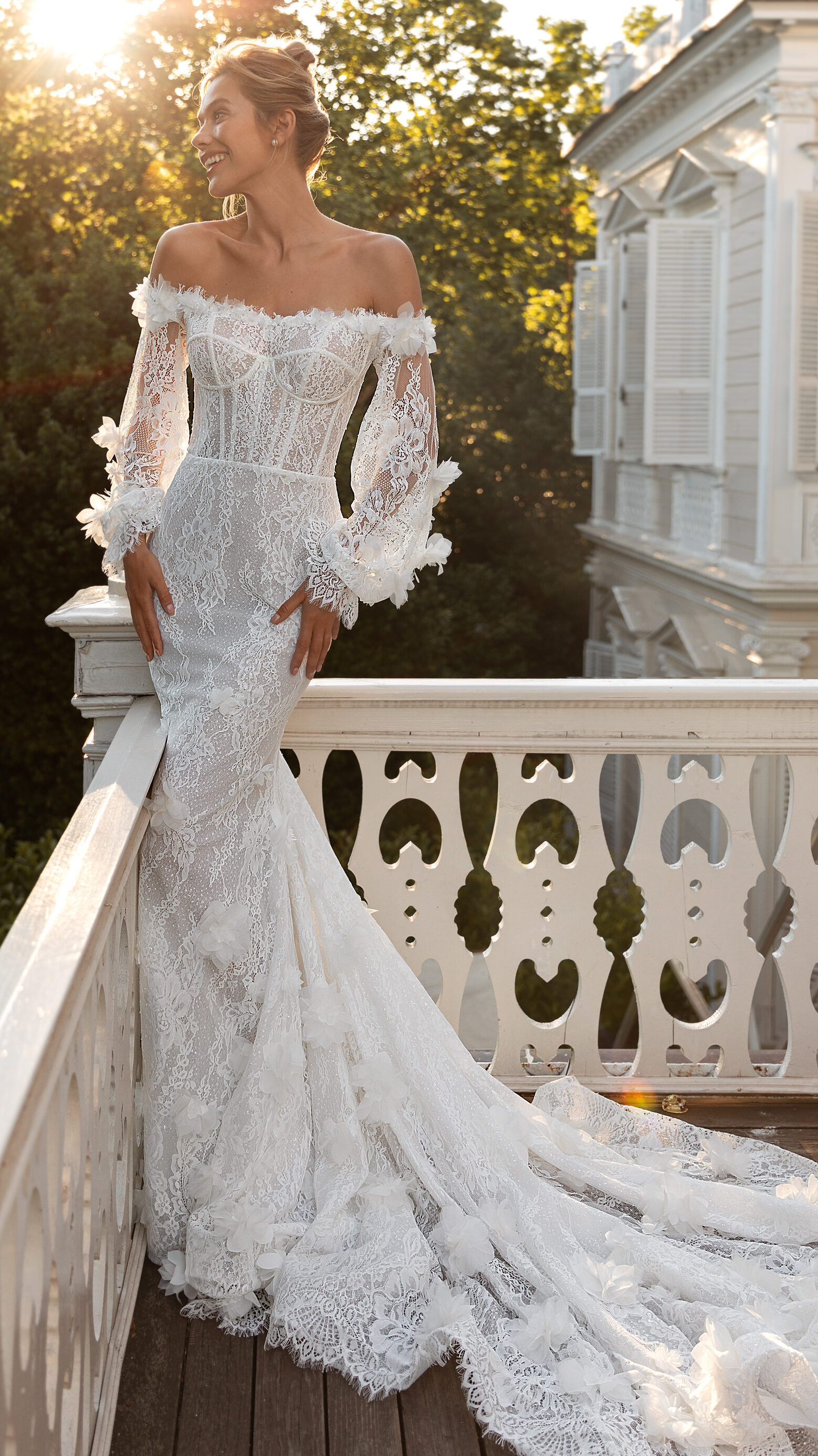 Daria Karlozi Wedding Dresses 2022 - Style: Sarastar
