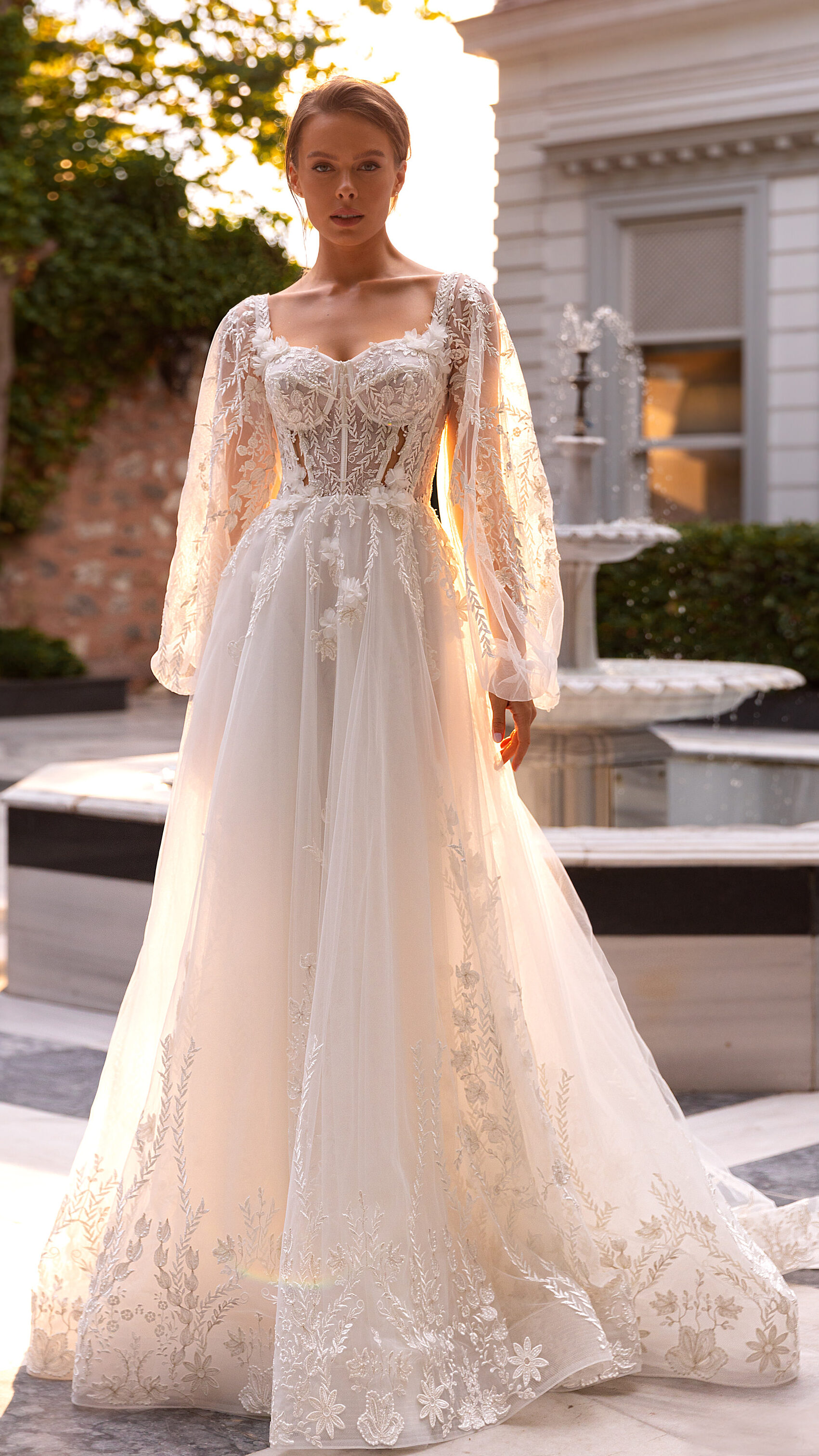 Daria Karlozi Wedding Dresses 2022 - Style: La Pellegrina