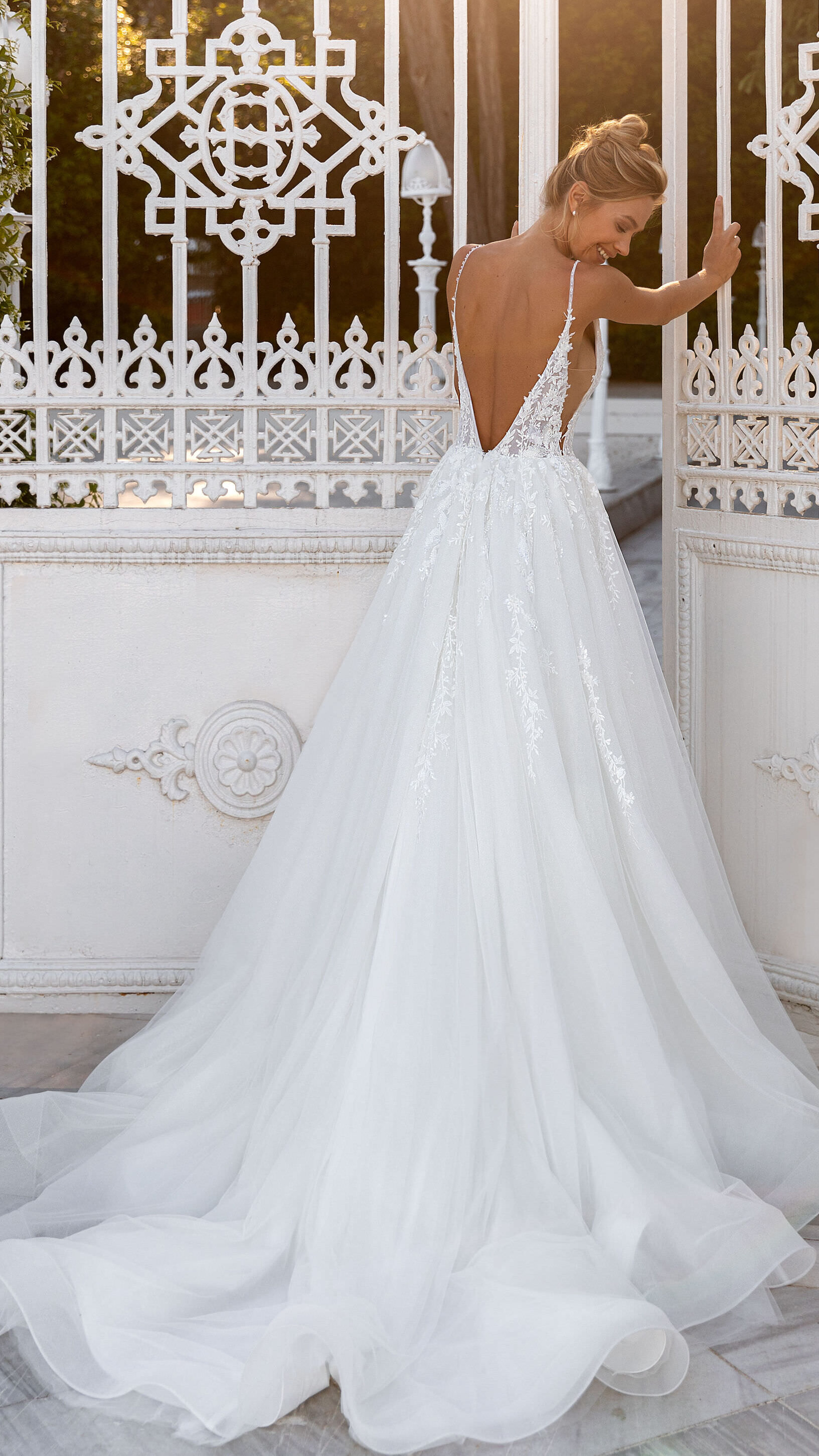 Daria Karlozi Wedding Dresses 2022 - Style: Jewel