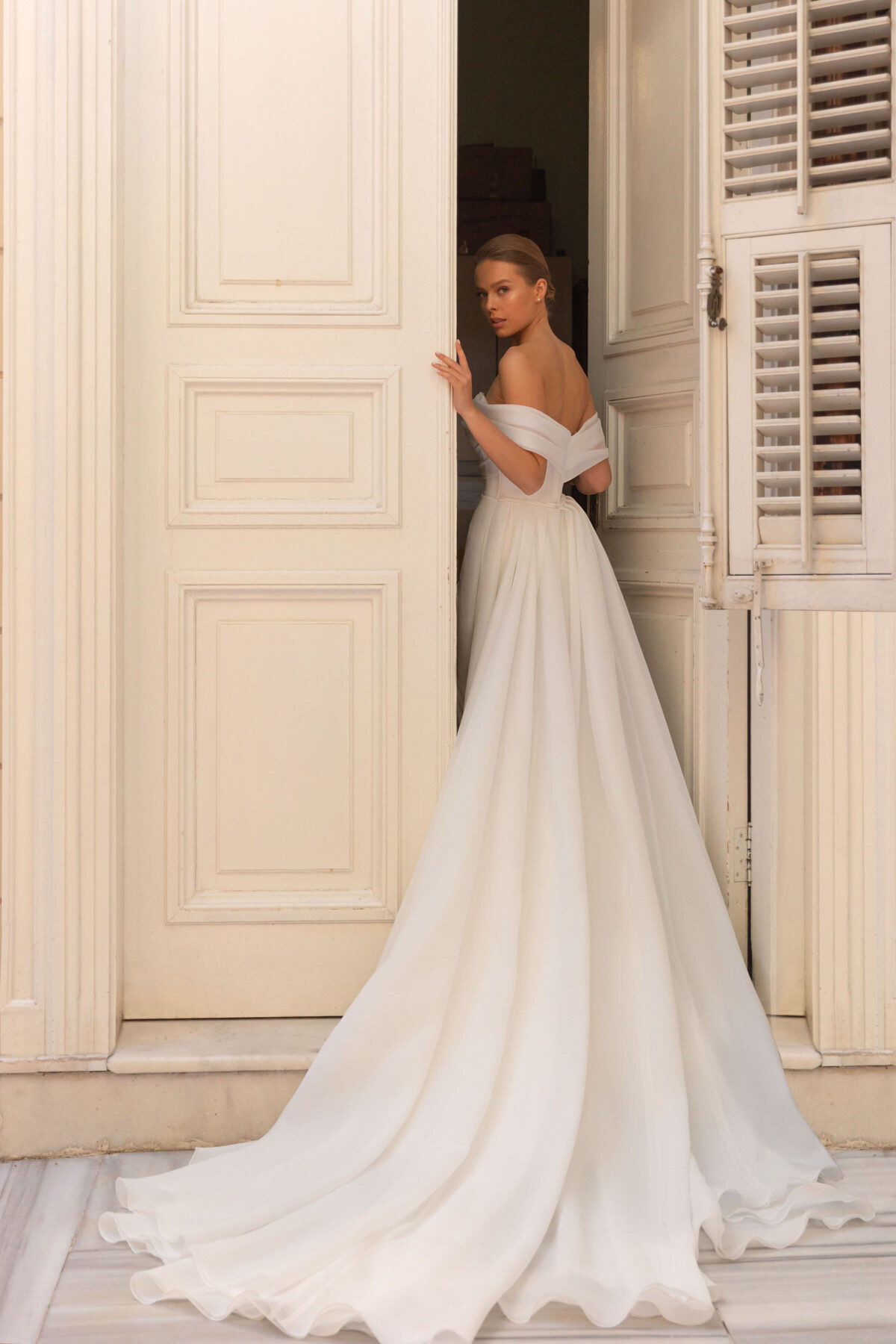 Daria Karlozi Wedding Dresses 2022 - Style: Khalilah