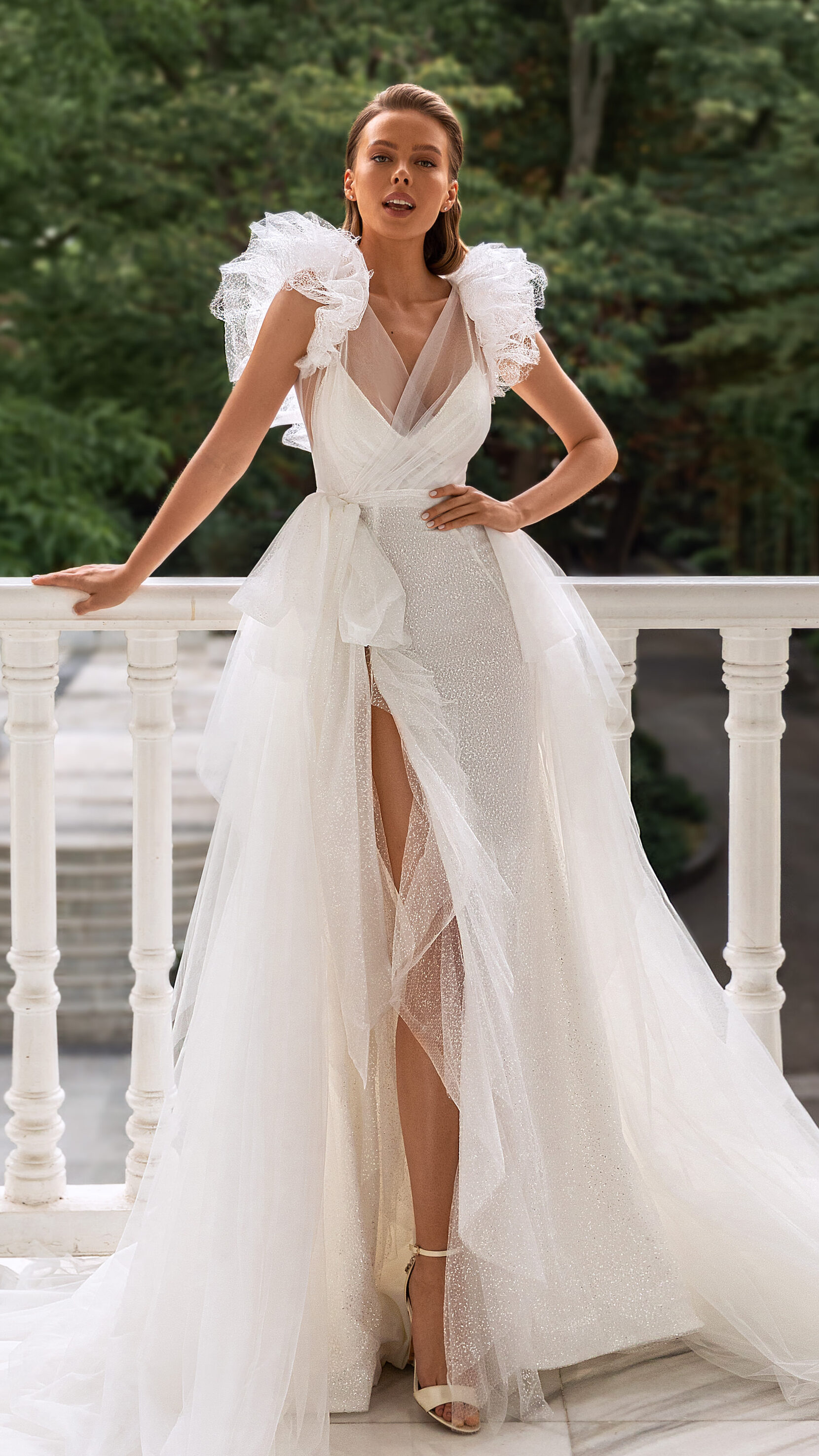 Daria Karlozi Wedding Dresses 2022 - Style: Laurel