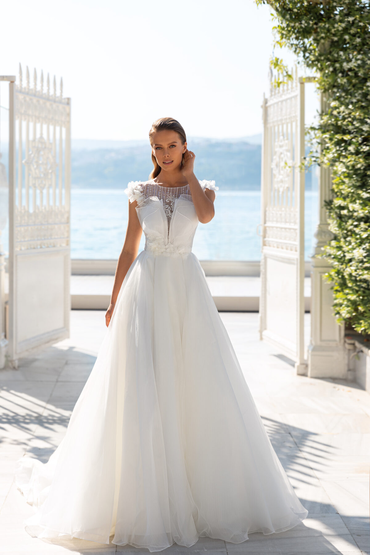 Daria Karlozi Wedding Dresses 2022 - Style: Saluzi