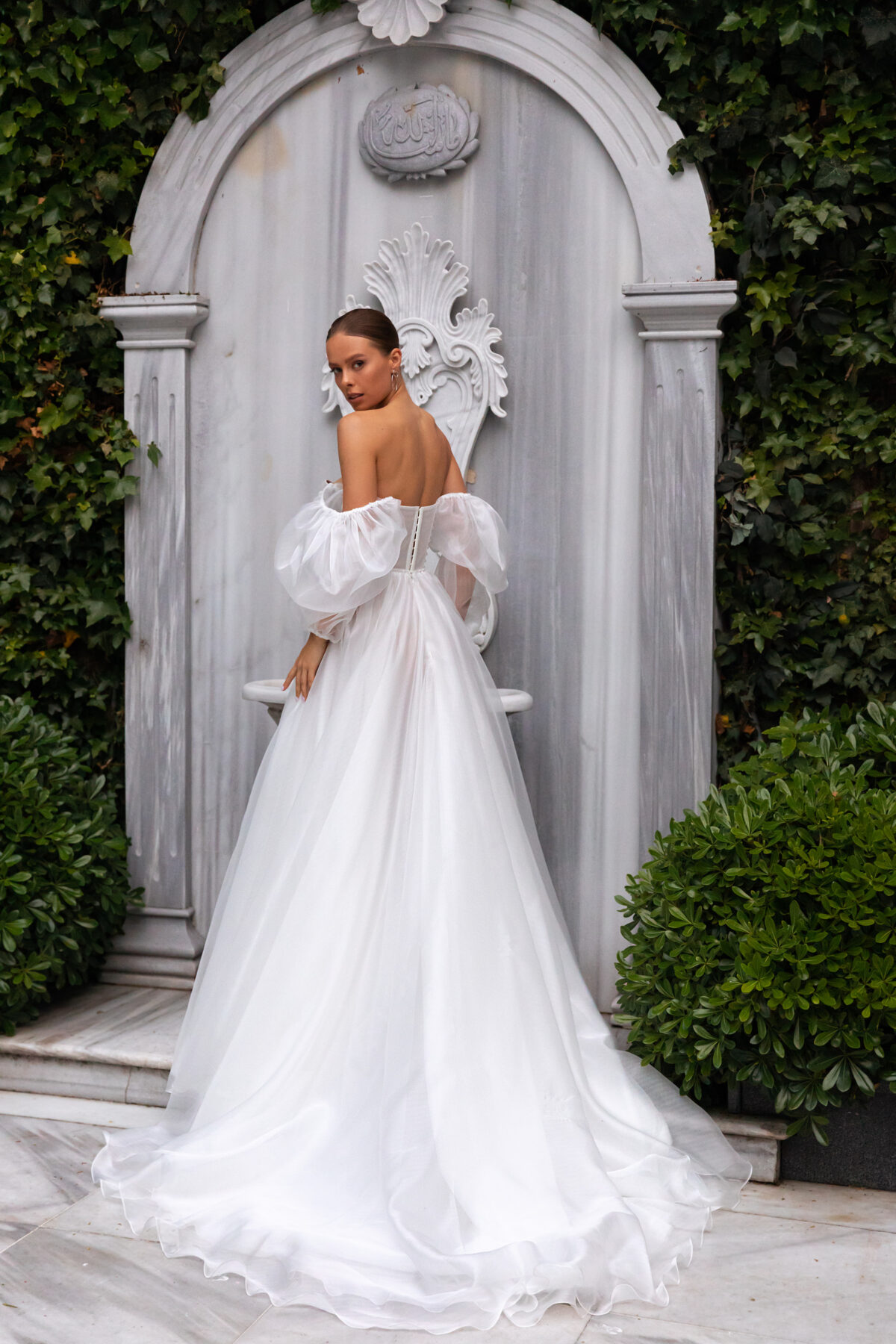 Daria Karlozi Wedding Dresses 2022 - Style: Tatiana