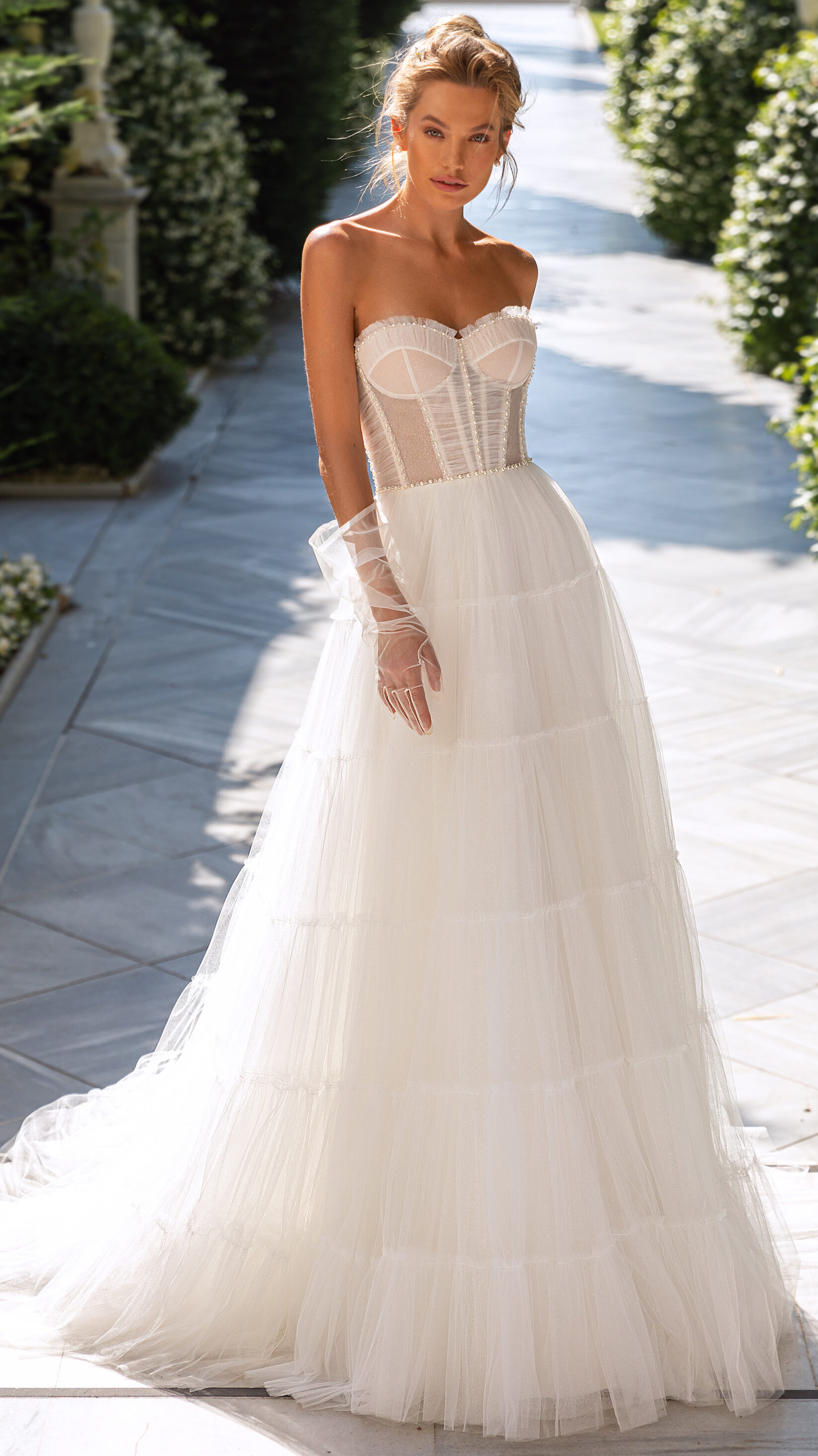 Daria Karlozi Wedding Dresses 2022 - Style: Eleni