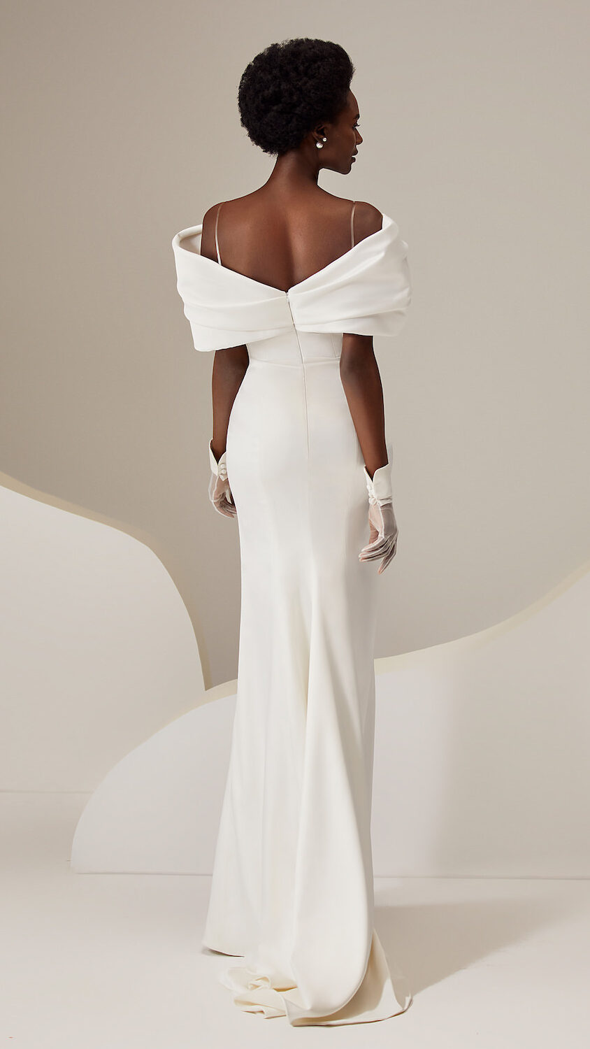 2022 Wedding Dress Trends by Milla Nova - Muse white lace day 22620