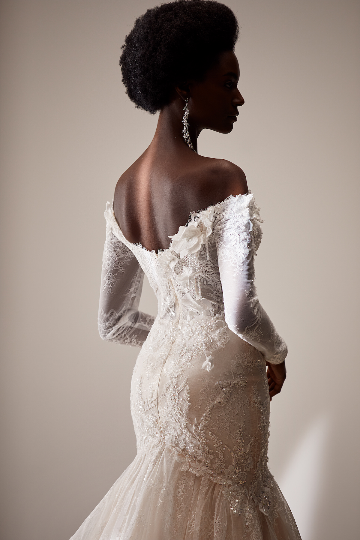 Long sleeve Wedding Dress by Milla Nova - Lola white lace