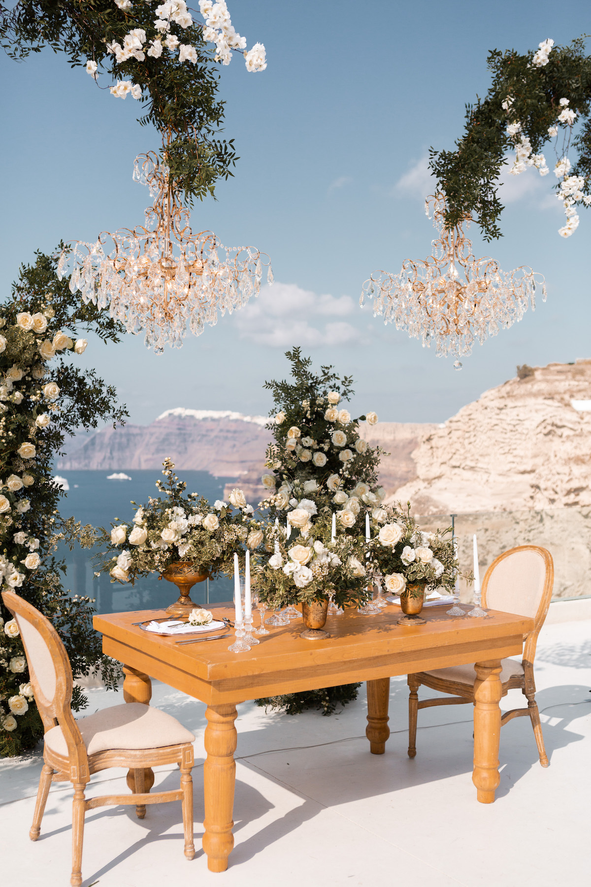 Luxury Santorini Wedding Decor - Eva Rendl Photography