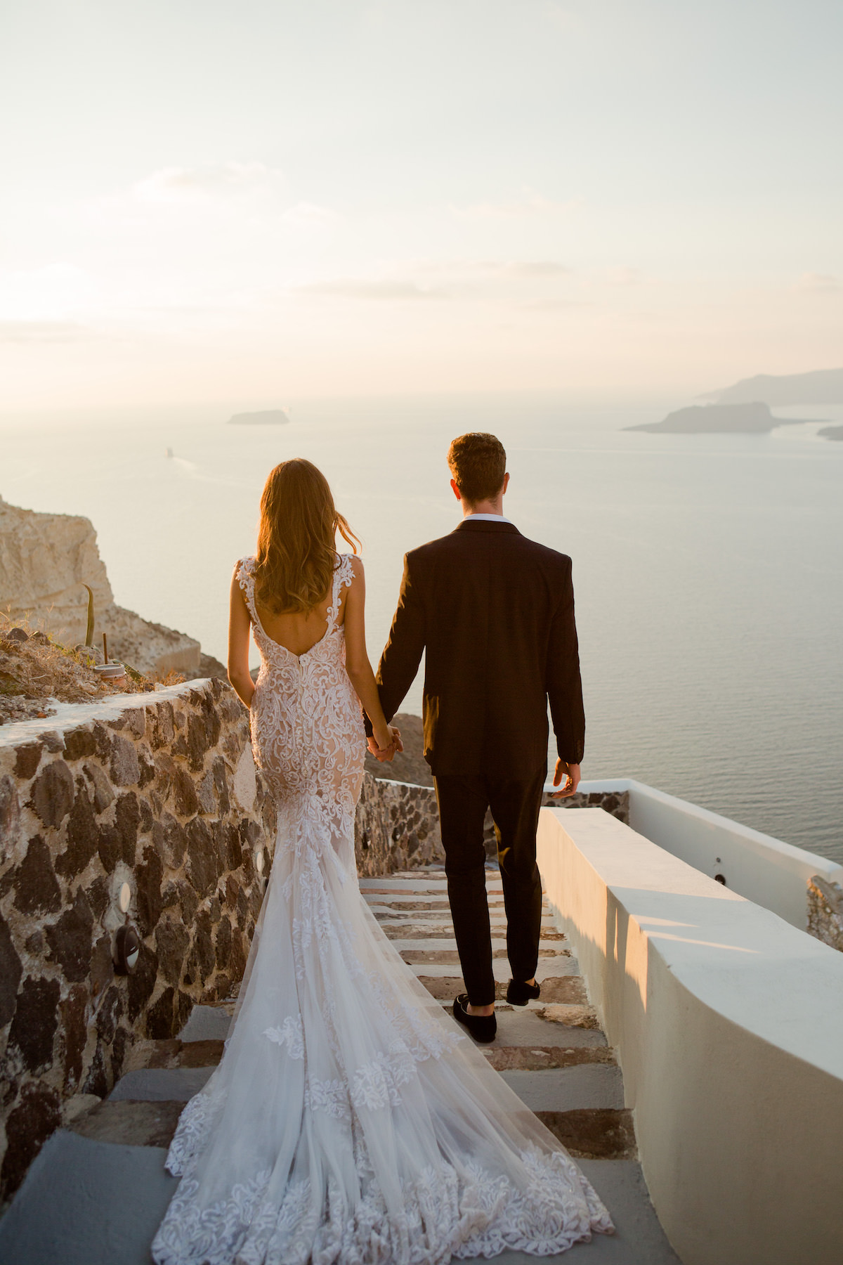 Romantic Santorini wedding photo - Eva Rendl Photography