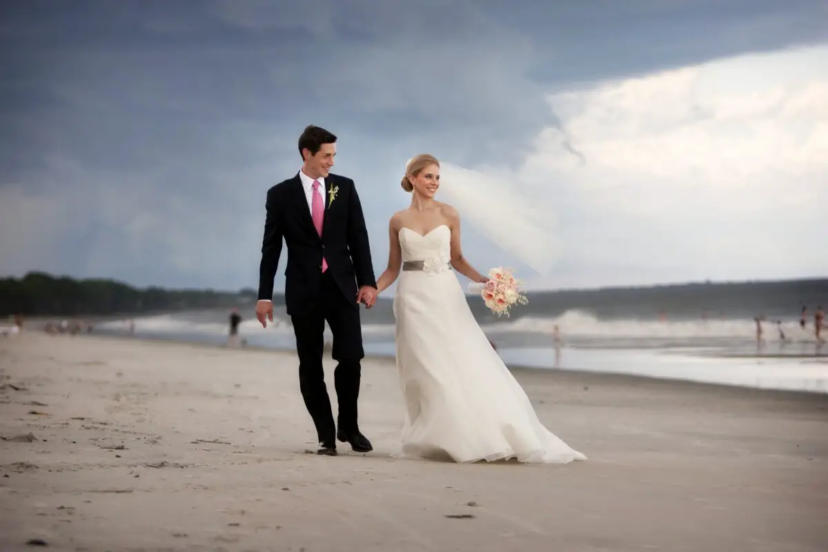 Beach wedding - Rachel LaCour Niesen Photography