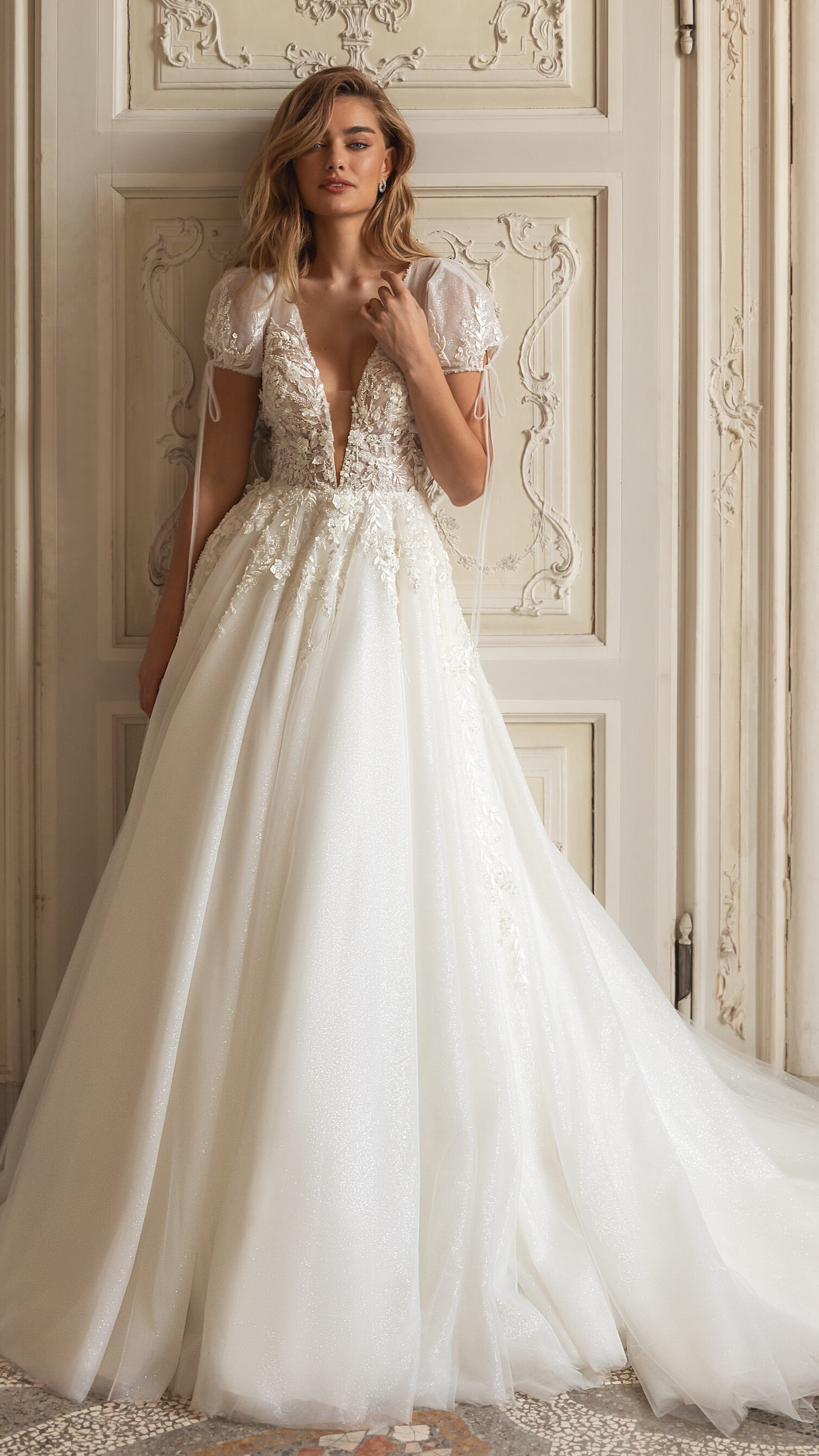 A-line princess wedding dress with cap sleeve - Pollardi 2023 - Capricia