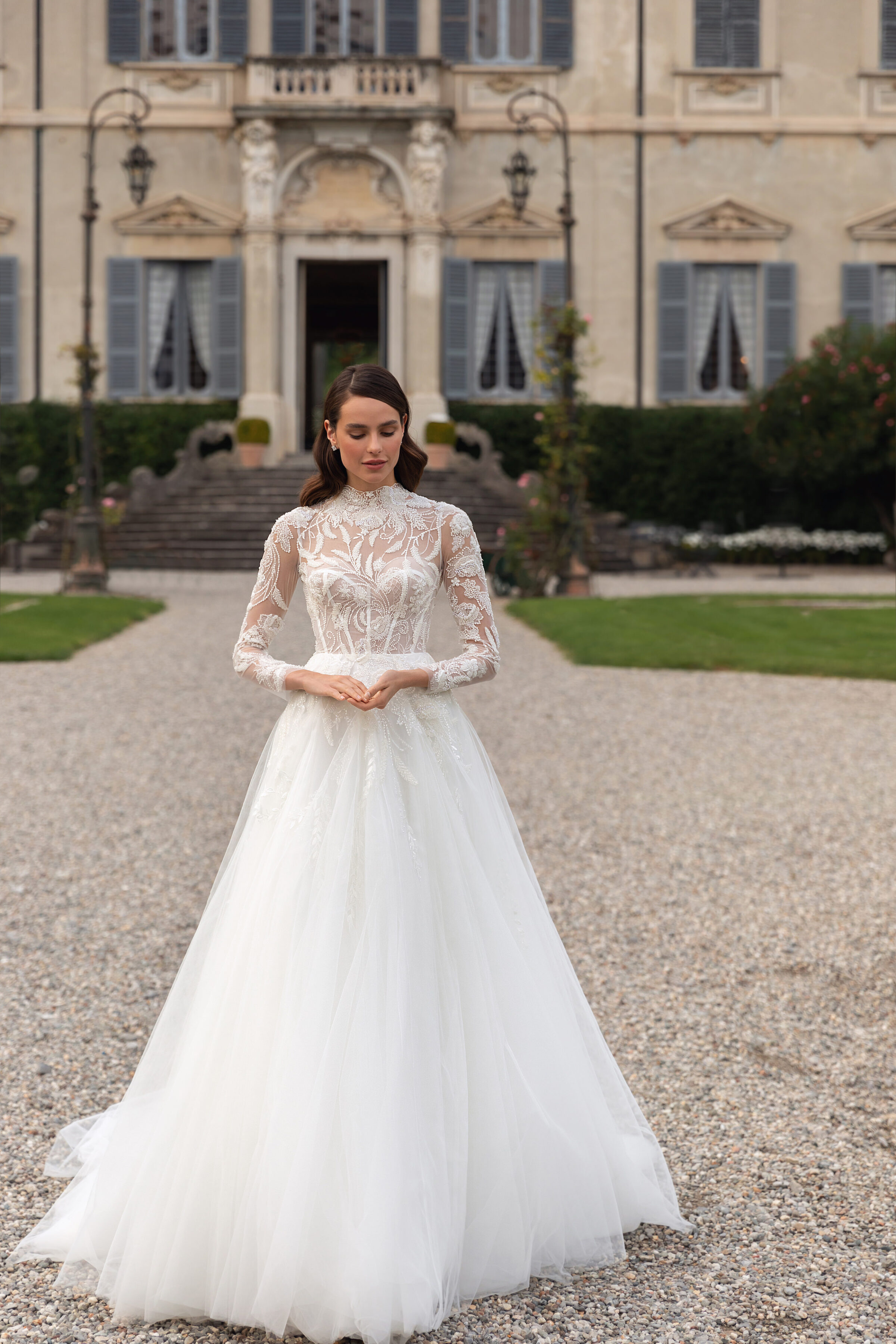 Long sleeves princess wedding dress with high neck - Pollardi 2023 -Pasquelina