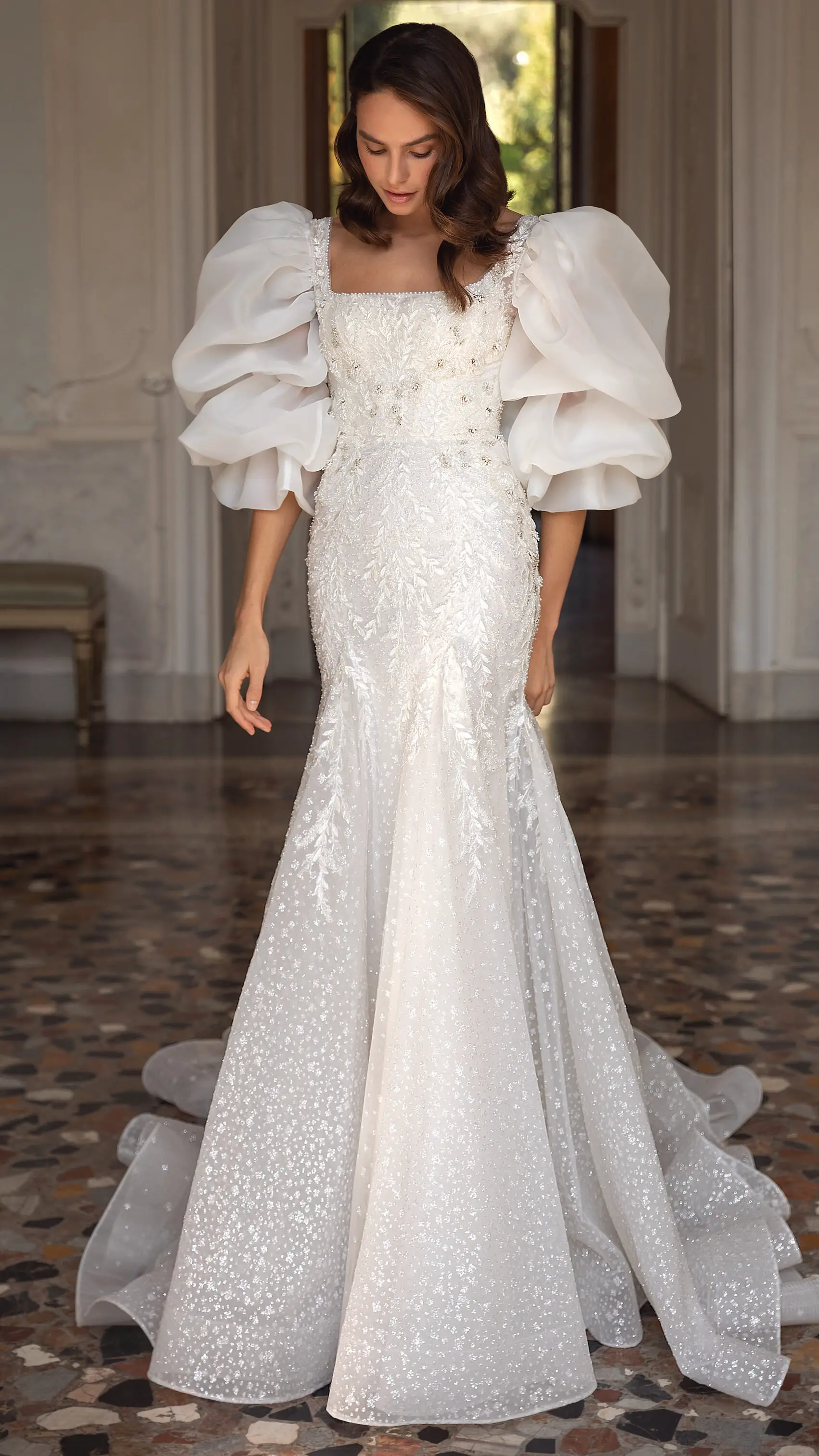 Modern elegant wedding dress with long sleeves - Pollardi 2023 - Brigida