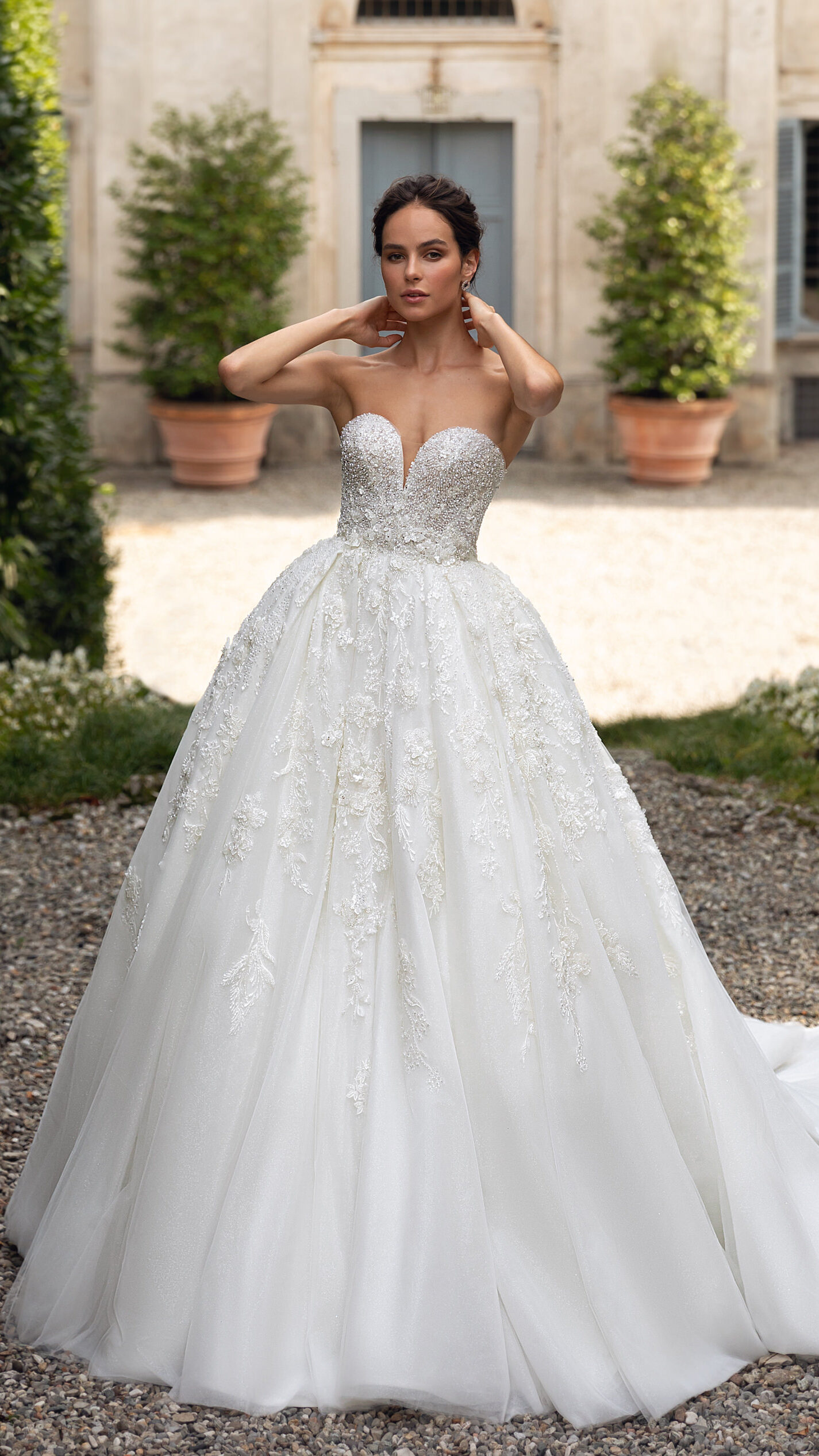 Princess ball gown wedding dress with sweetheart neckline - Pollardi 2023 - Serafina