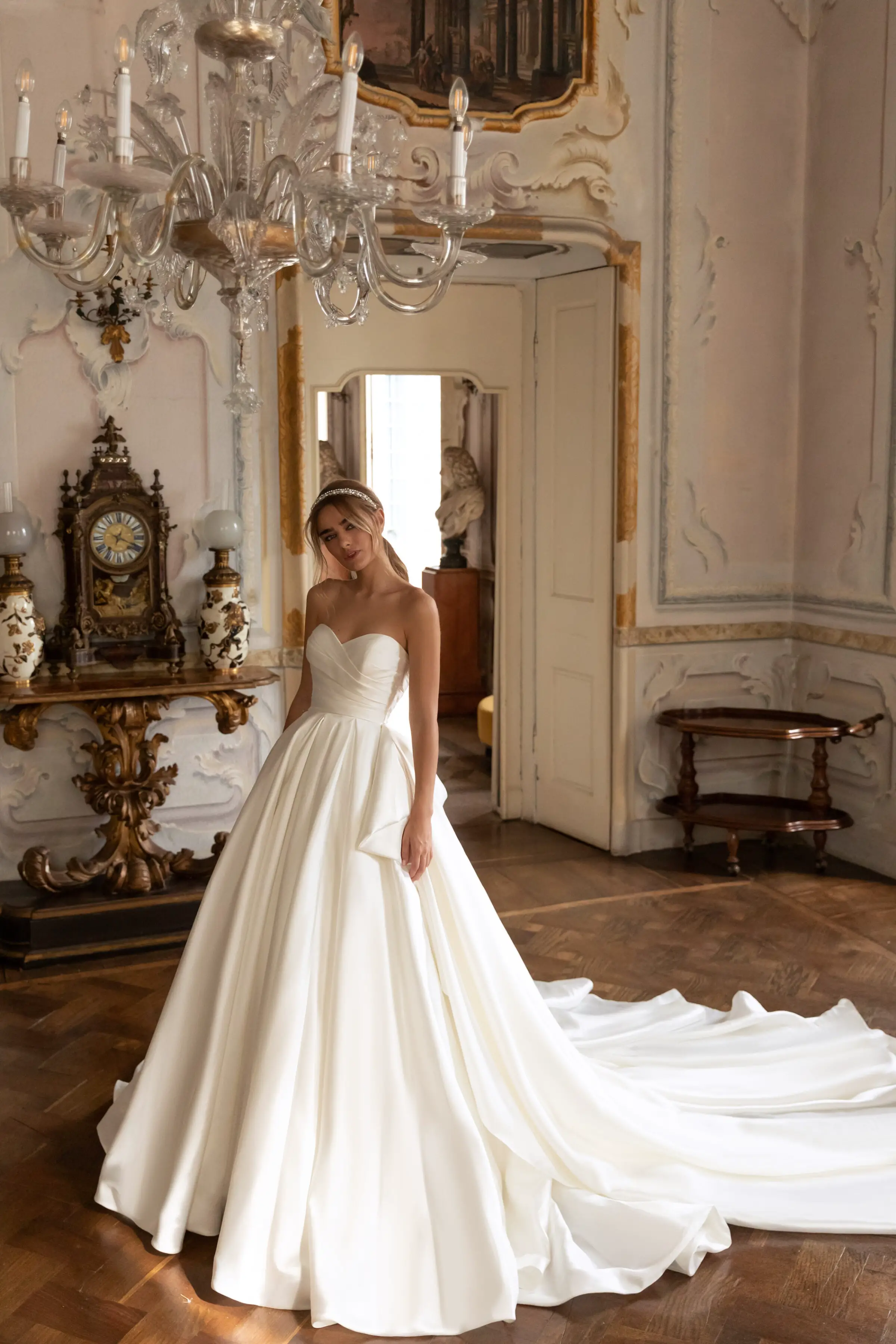 Simple Ball gown wedding dress - Pollardi 2023 -Dignity