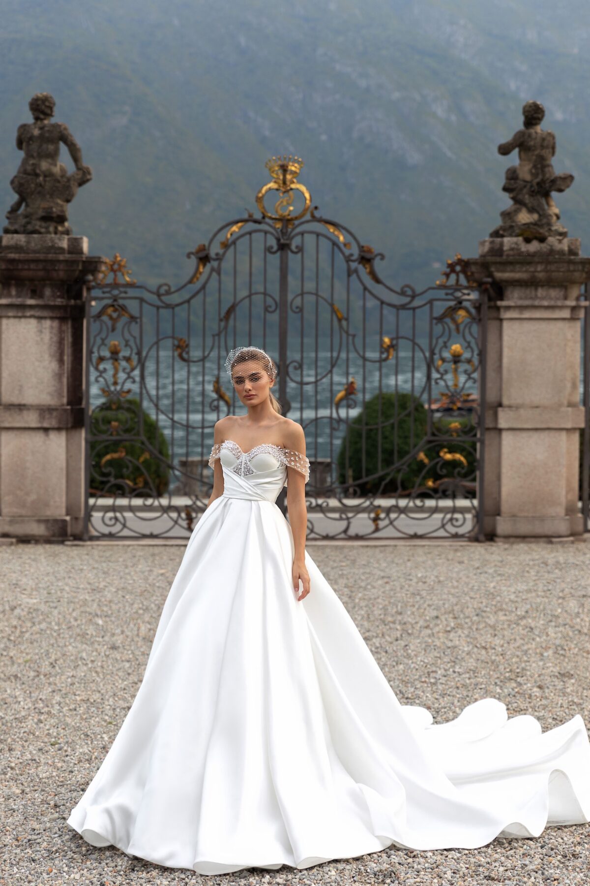 Simple princess wedding dress for the modern bride - Pollardi 2023 - Agostina