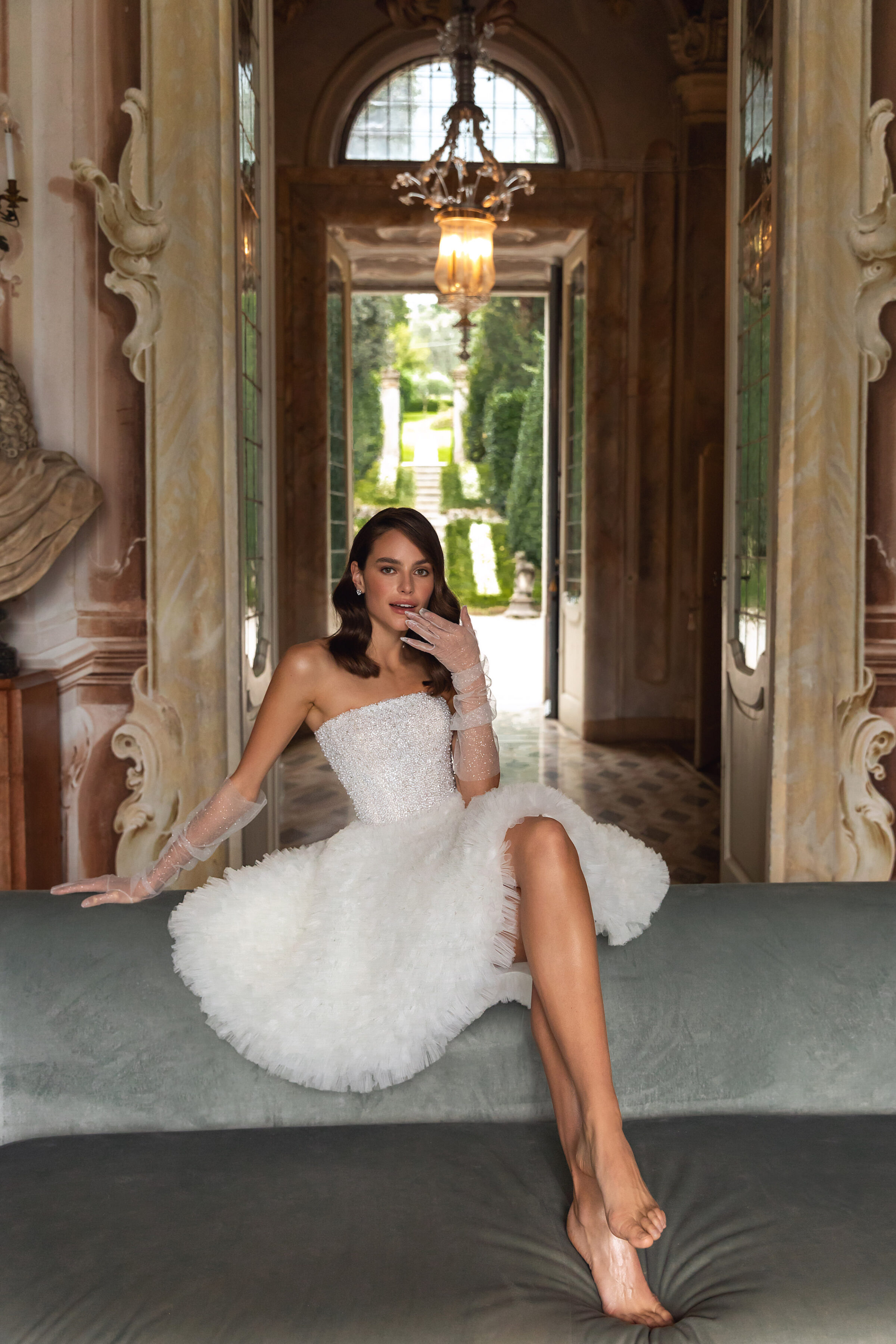 short wedding dress with ruffles - Pollardi 2023 - Perlita