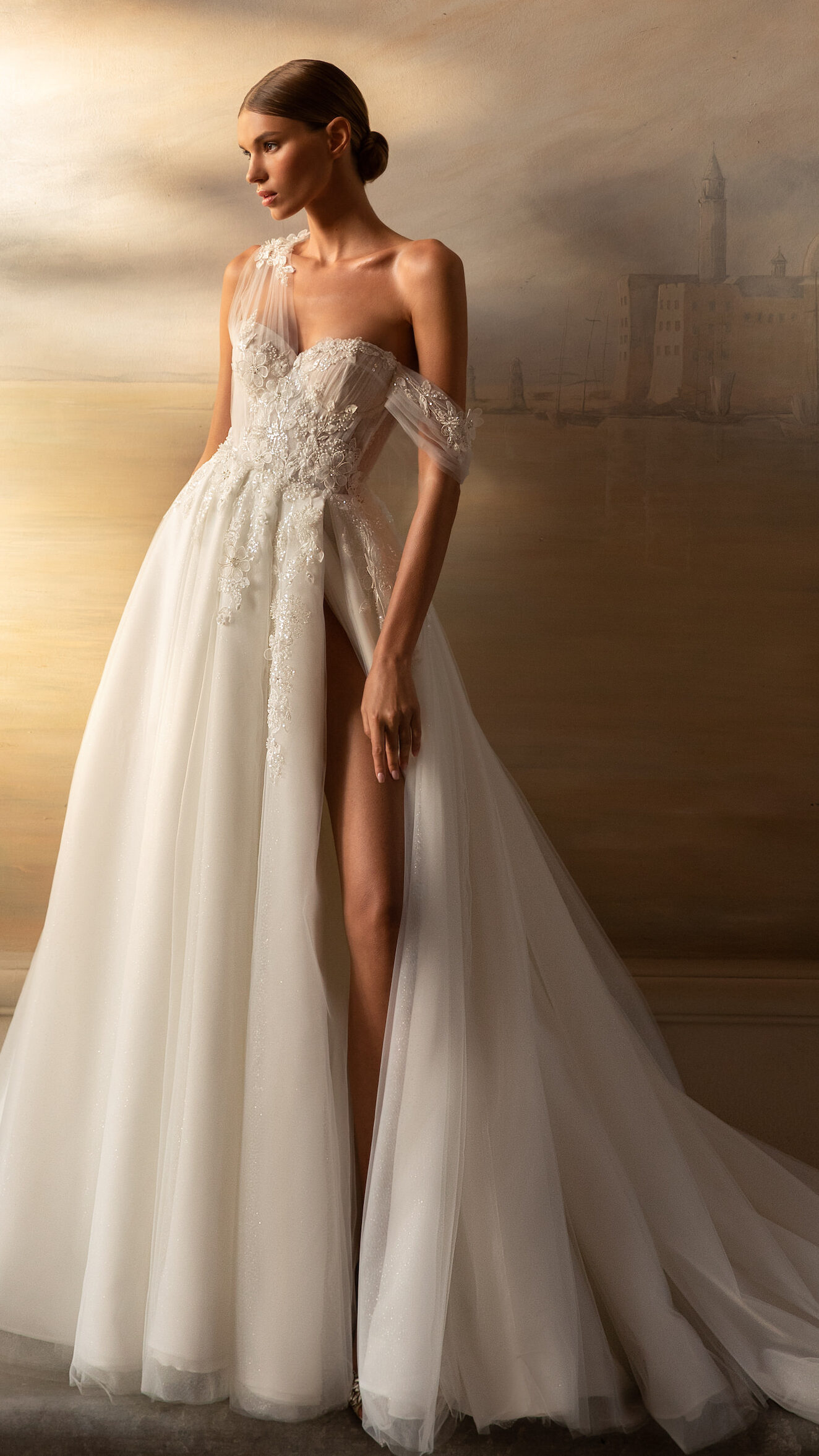 Leira by Armonia wedding dress