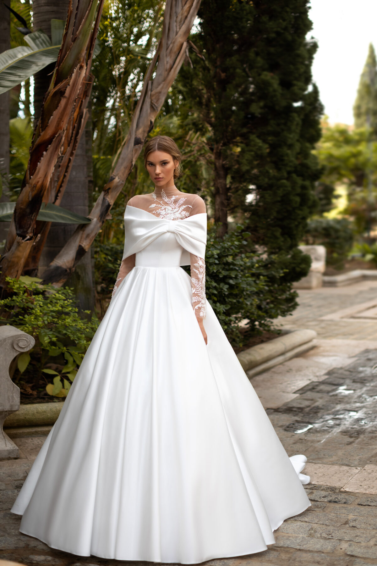 Segura by Armonia wedding dress