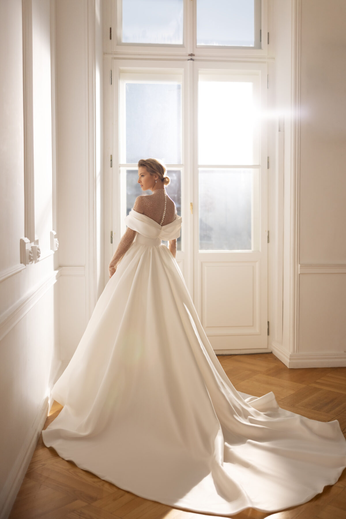 Eva Lendel Wedding Dresses 2023 - Vincenza