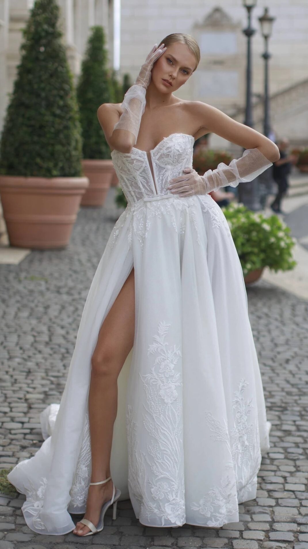 Yedyna Wedding Studio Bridal Collection - GABRIELLA